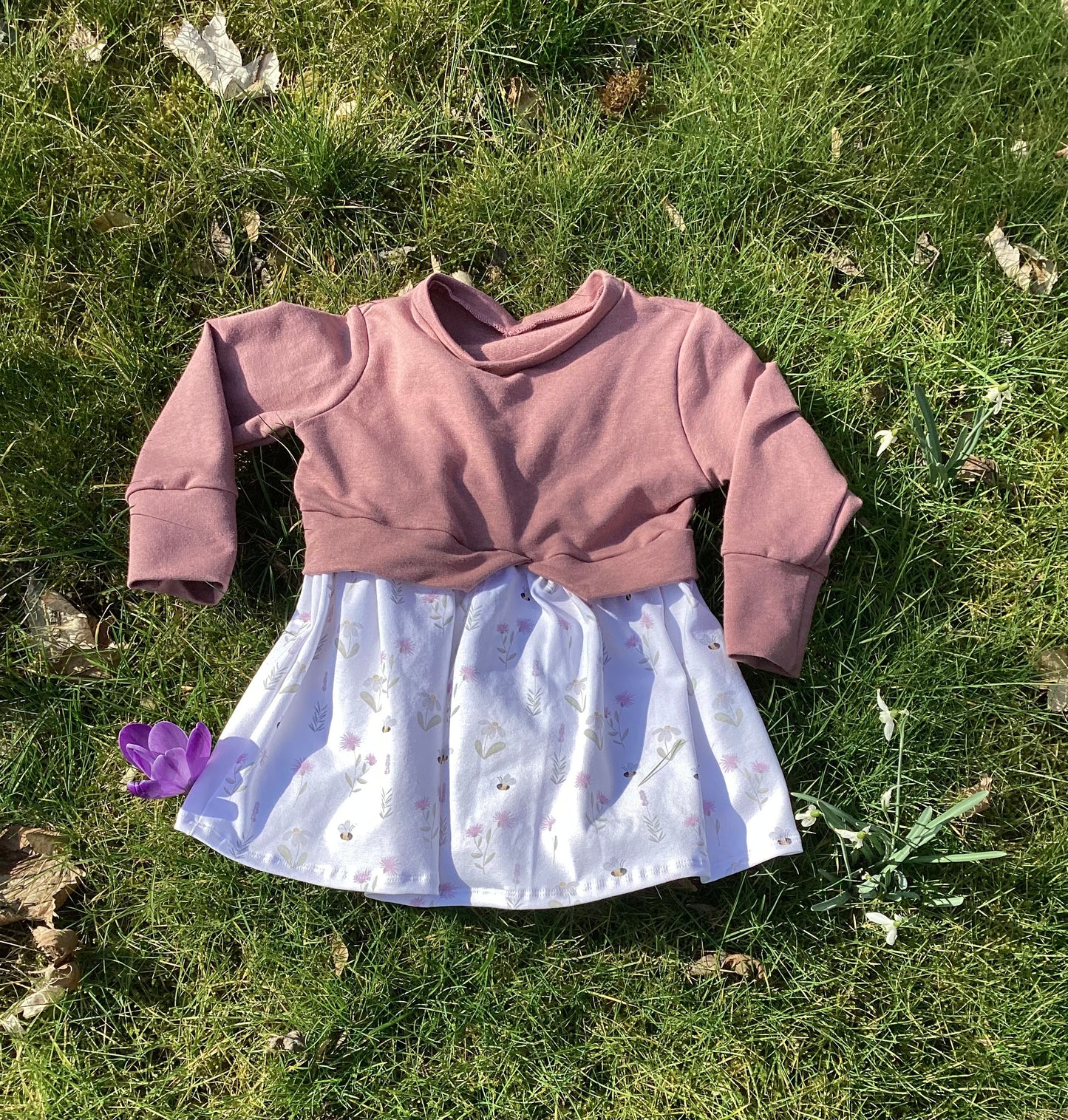 Girly Sweater Wiesenblumen